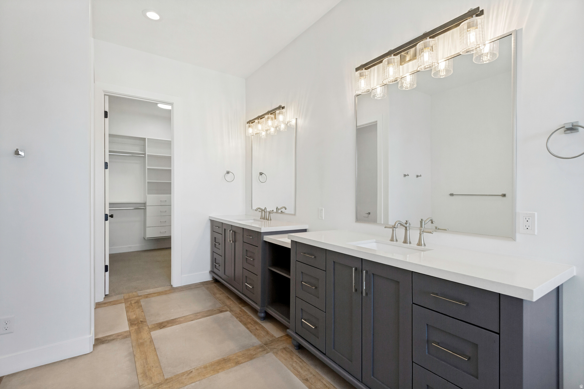 THE RIDGES @ ROSE CANYON - Residential