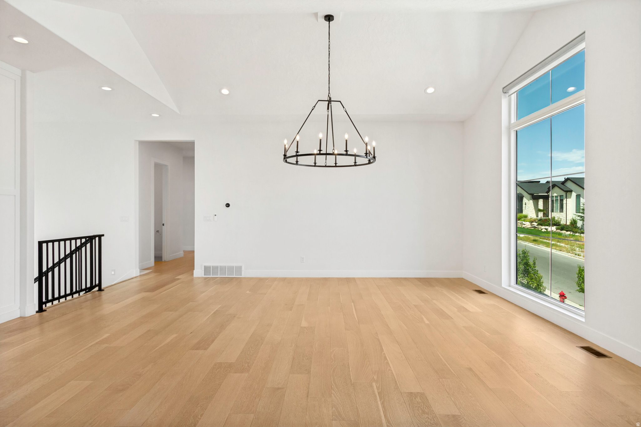 THE RIDGES @ ROSE CANYON - Residential