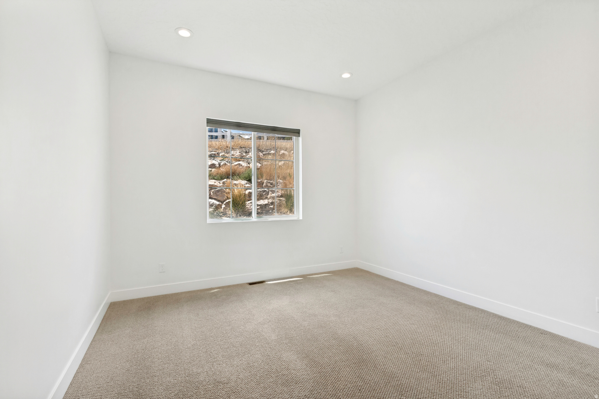 THE RIDGES @ ROSE CANYON - Residential