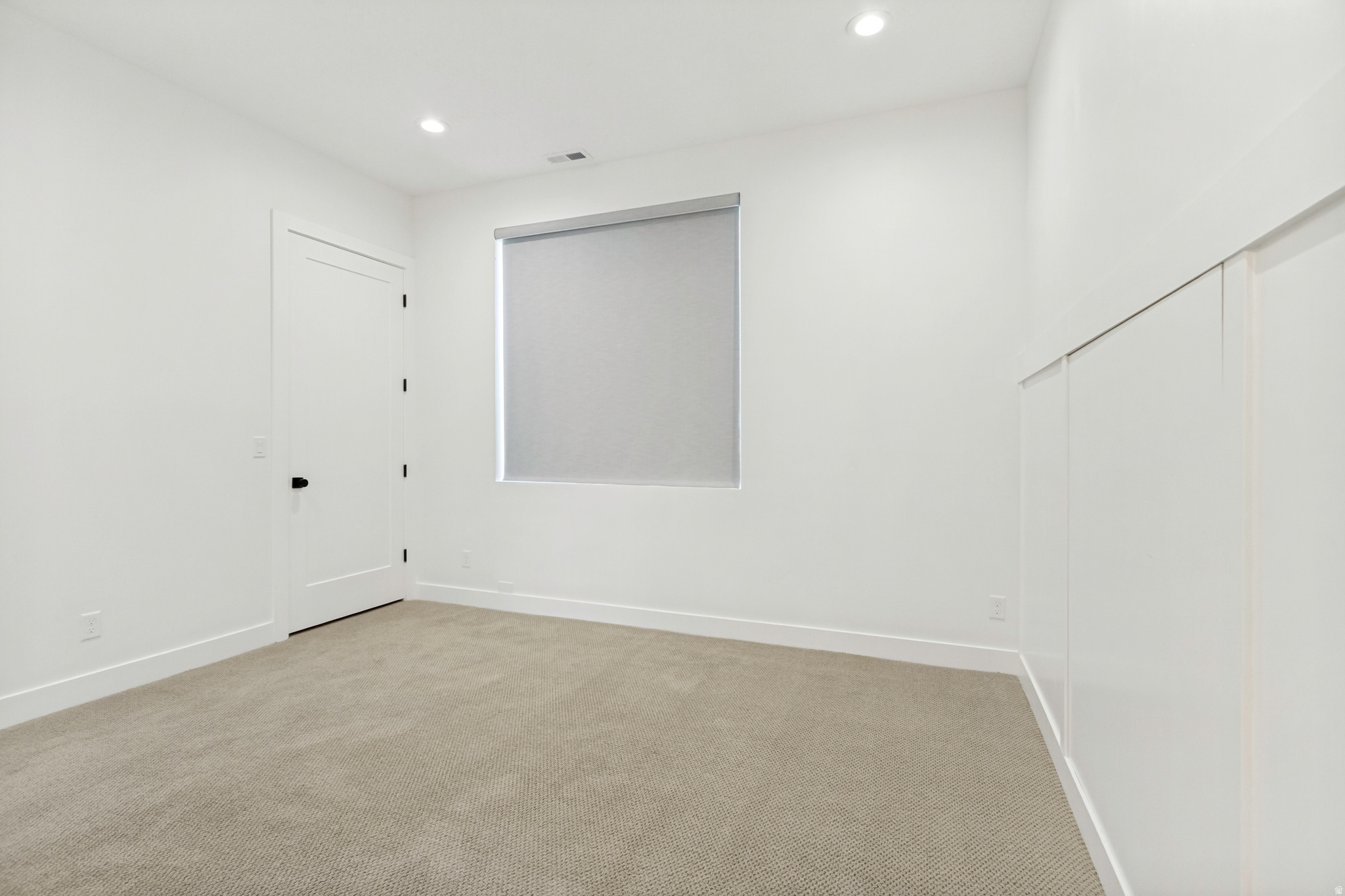 THE RIDGES @ ROSE CANYON - Residential