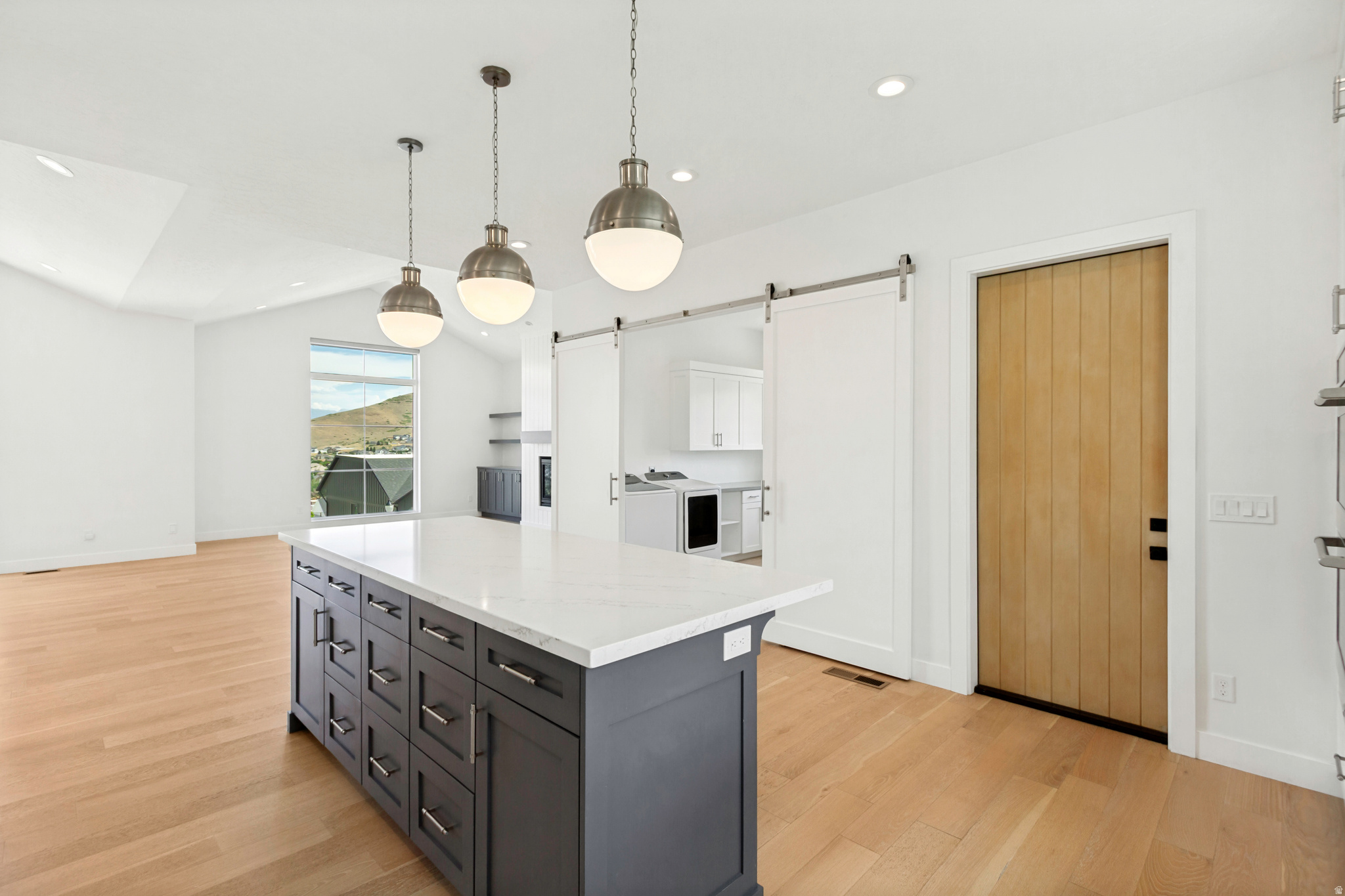 THE RIDGES @ ROSE CANYON - Residential