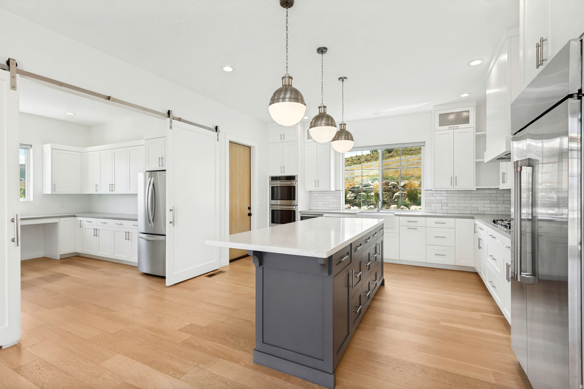 THE RIDGES @ ROSE CANYON - Residential