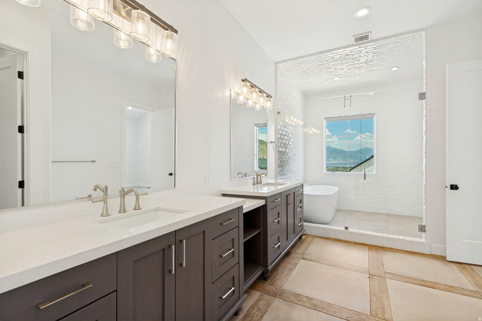 THE RIDGES @ ROSE CANYON - Residential