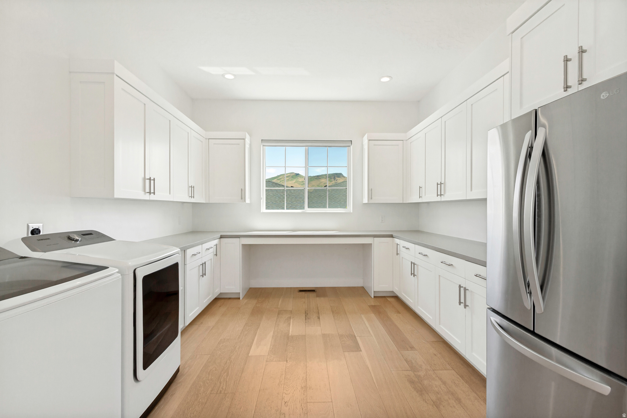THE RIDGES @ ROSE CANYON - Residential