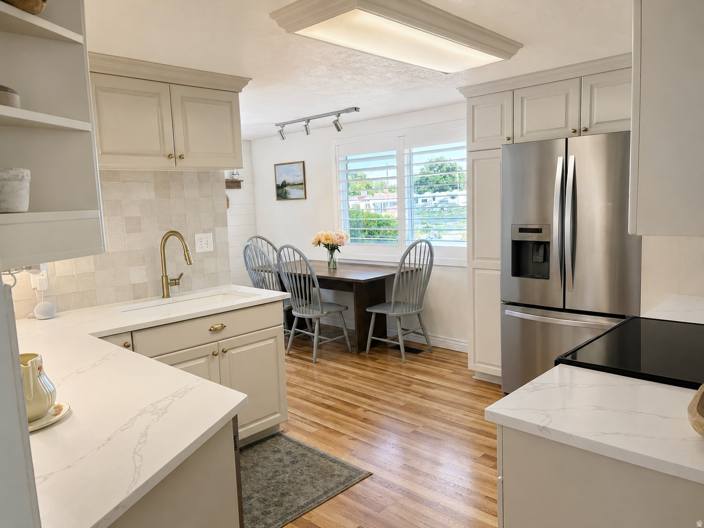 BIRDLAND - Residential