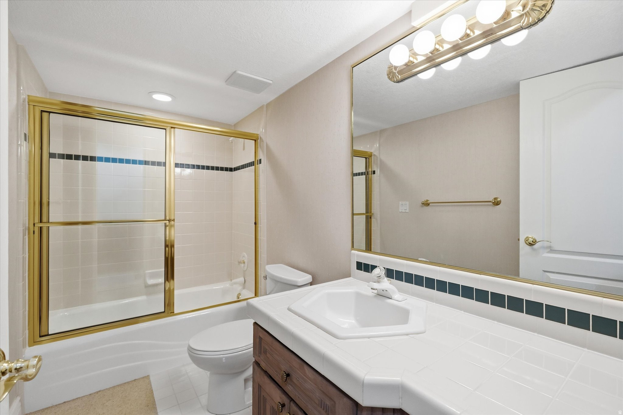 CANTERBURY ESTATES - Residential