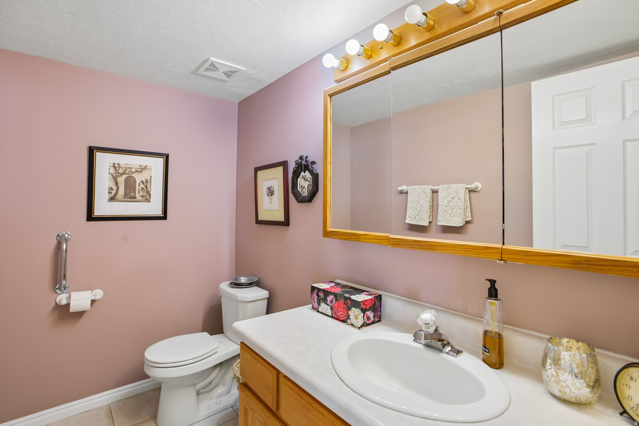 COUNTRY HAVEN - Residential