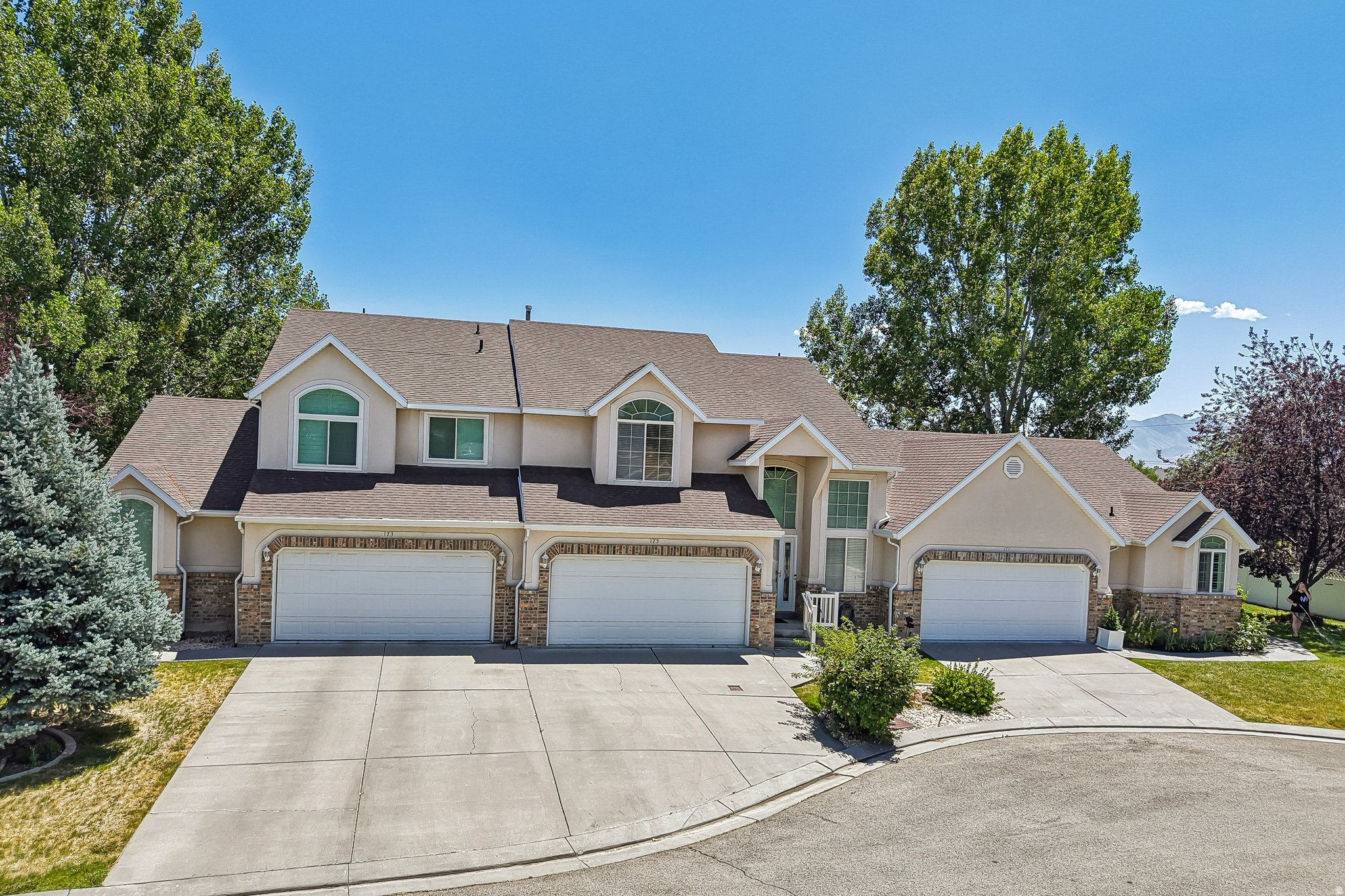 COUNTRY HAVEN - Residential
