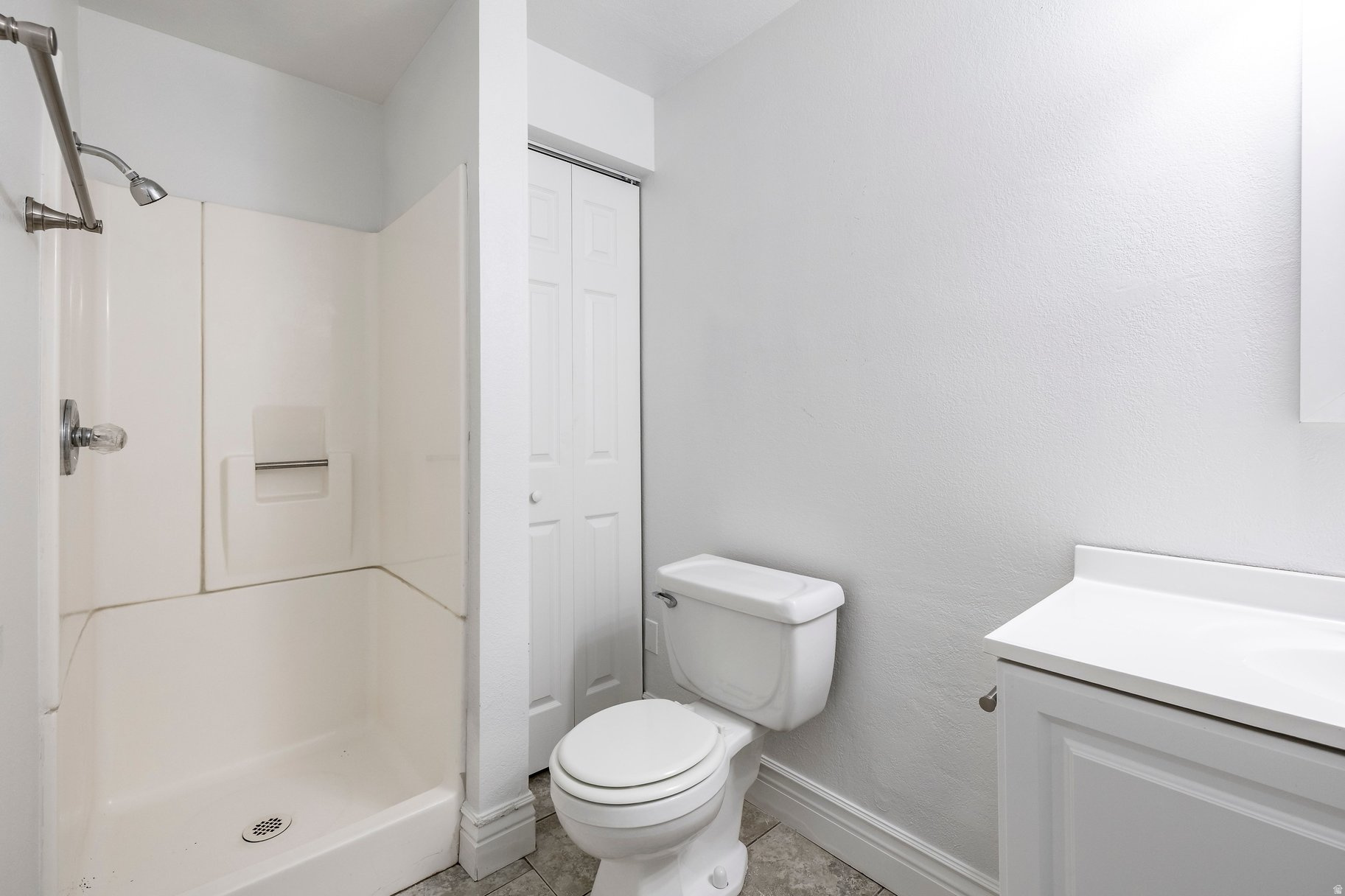 WHISPERING OAKS SUB - Residential