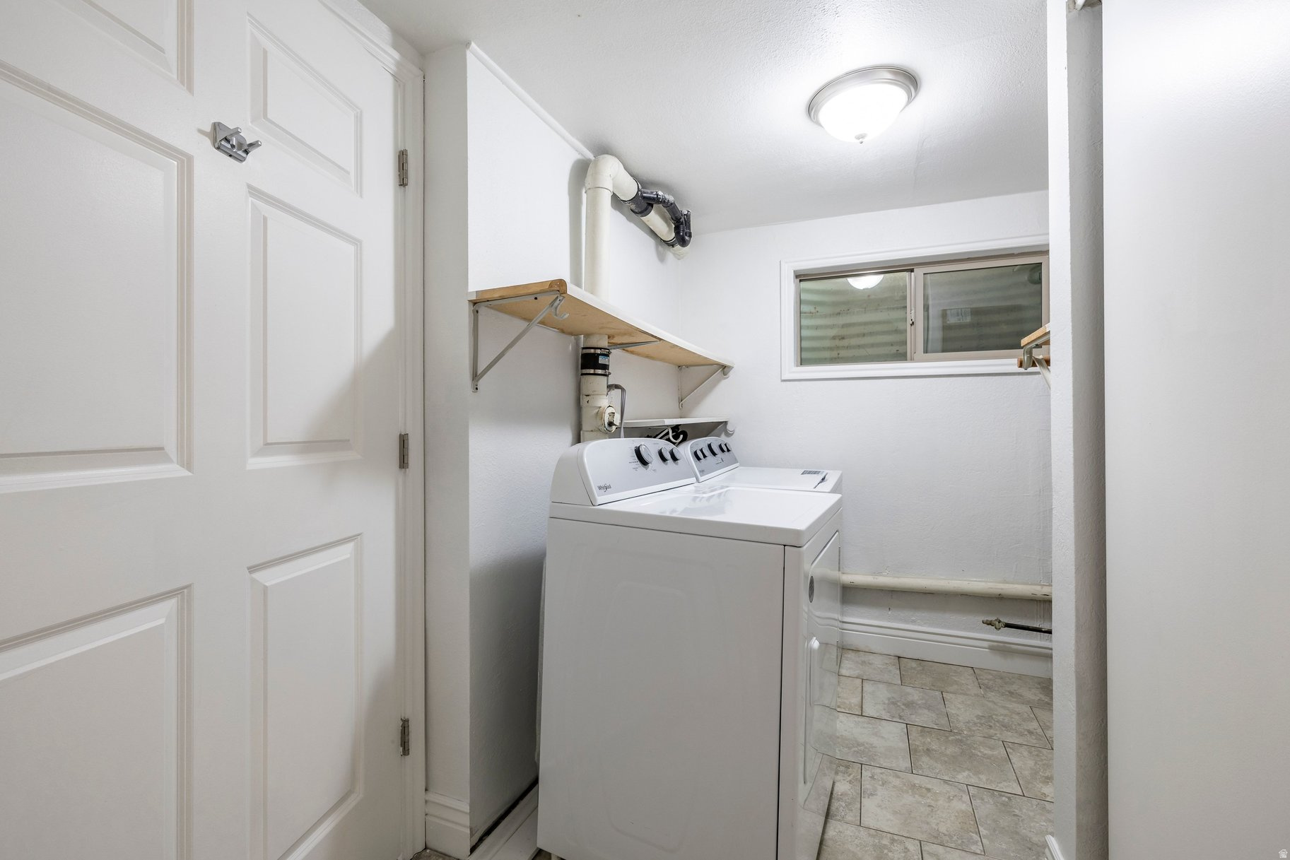 WHISPERING OAKS SUB - Residential