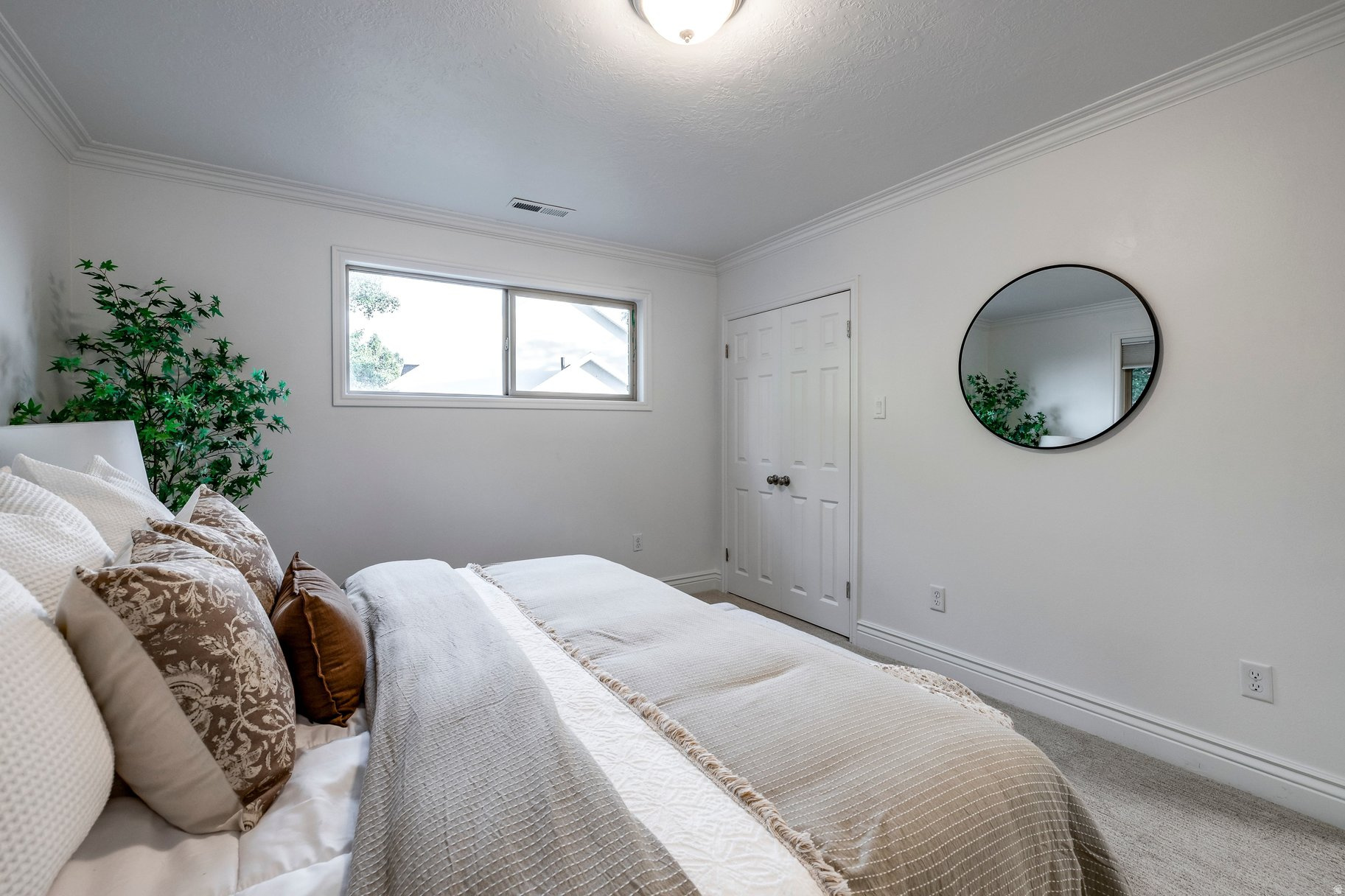 WHISPERING OAKS SUB - Residential