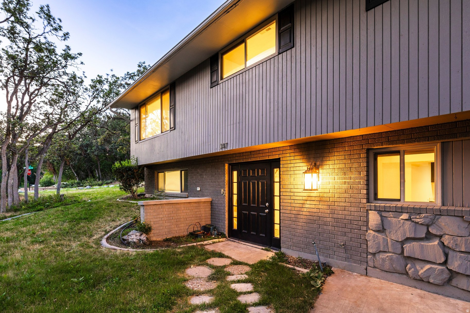 WHISPERING OAKS SUB - Residential