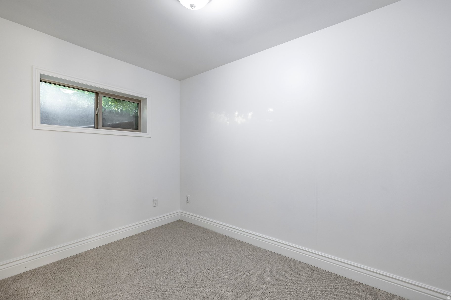 WHISPERING OAKS SUB - Residential