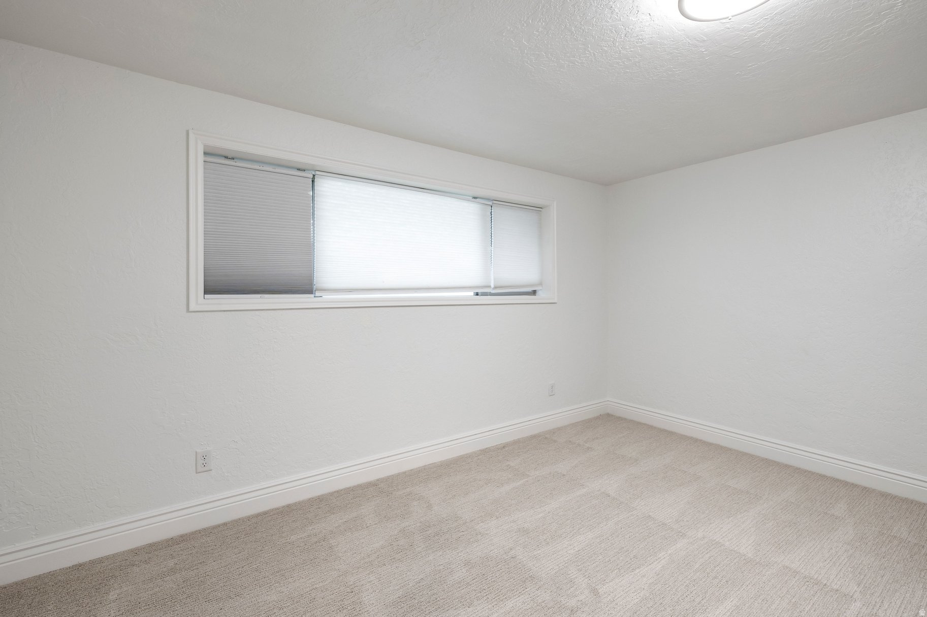 WHISPERING OAKS SUB - Residential