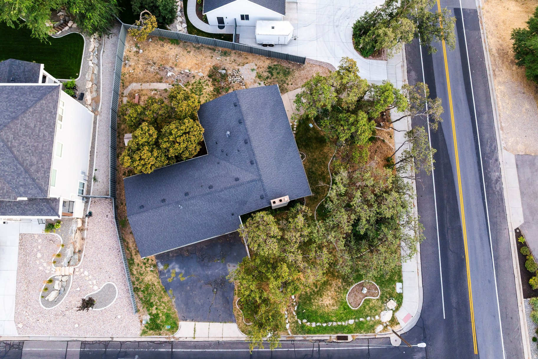WHISPERING OAKS SUB - Residential