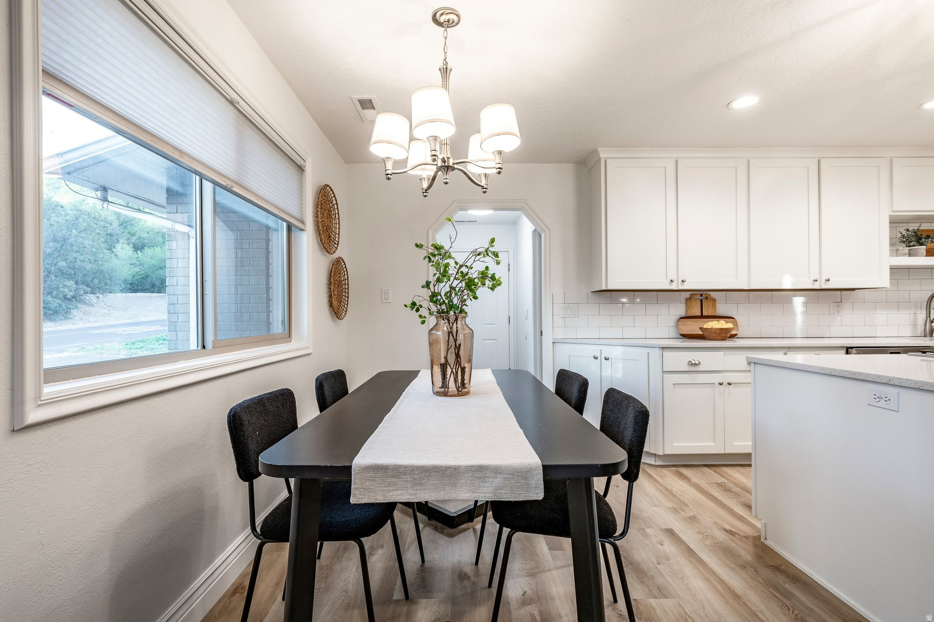 WHISPERING OAKS SUB - Residential