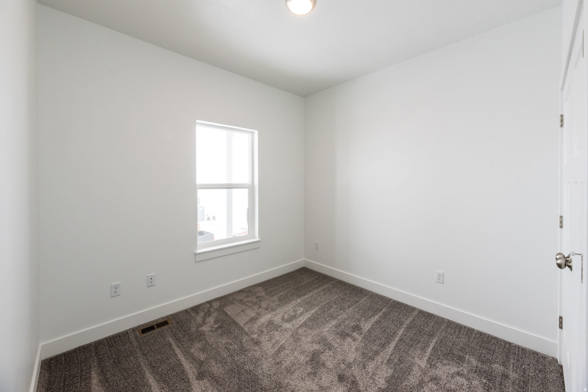 SMILING H - Residential