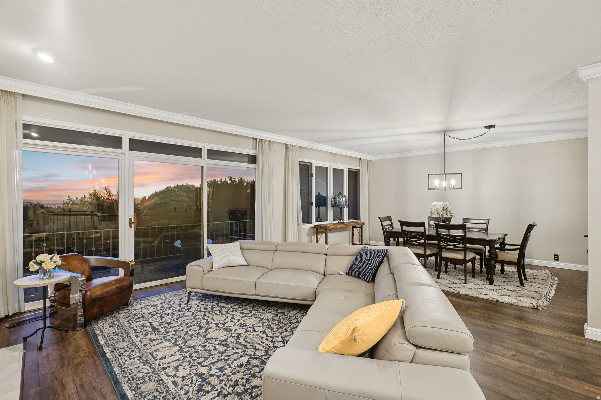 NORTHPOINT - Residential