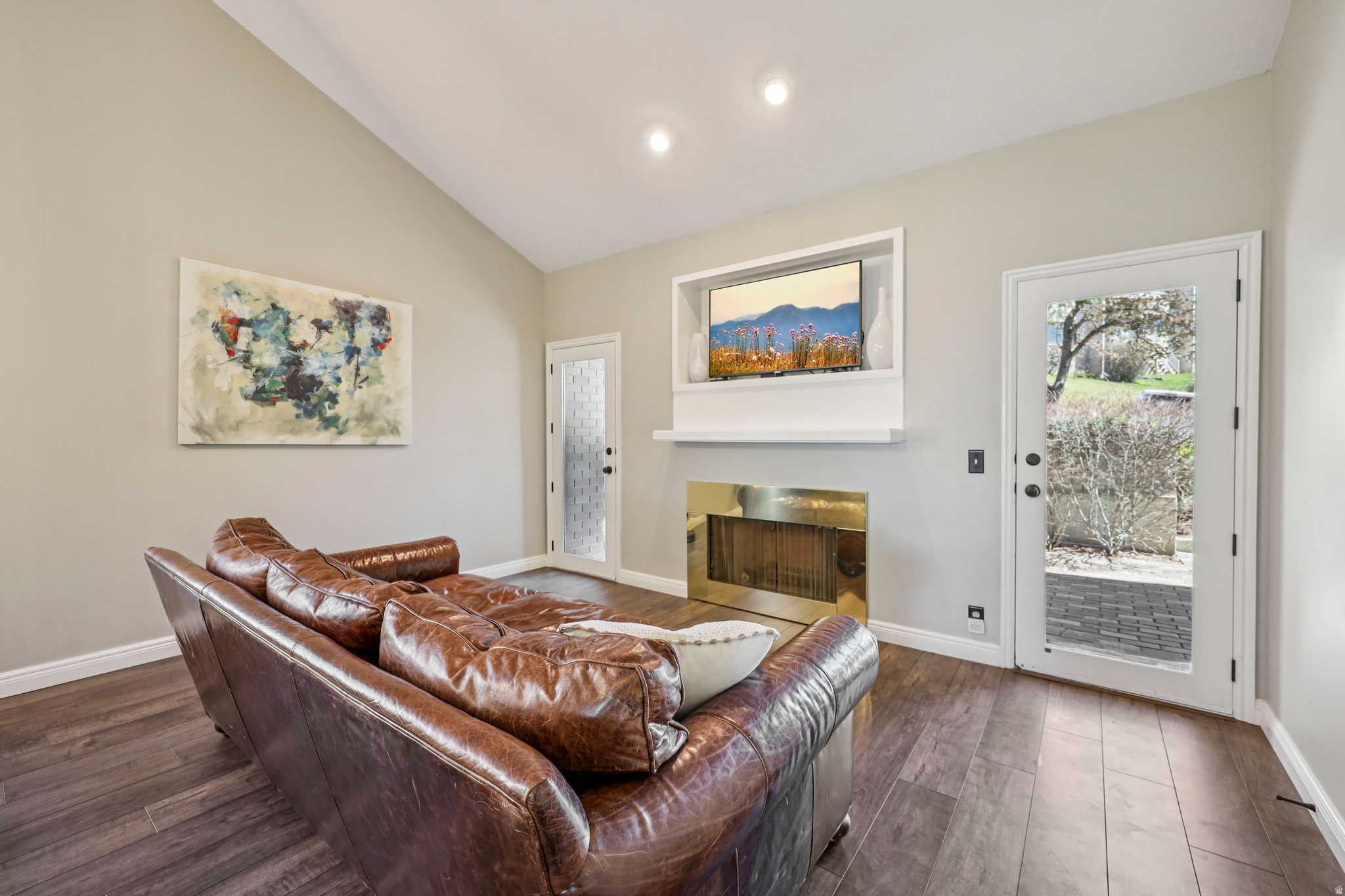 NORTHPOINT - Residential