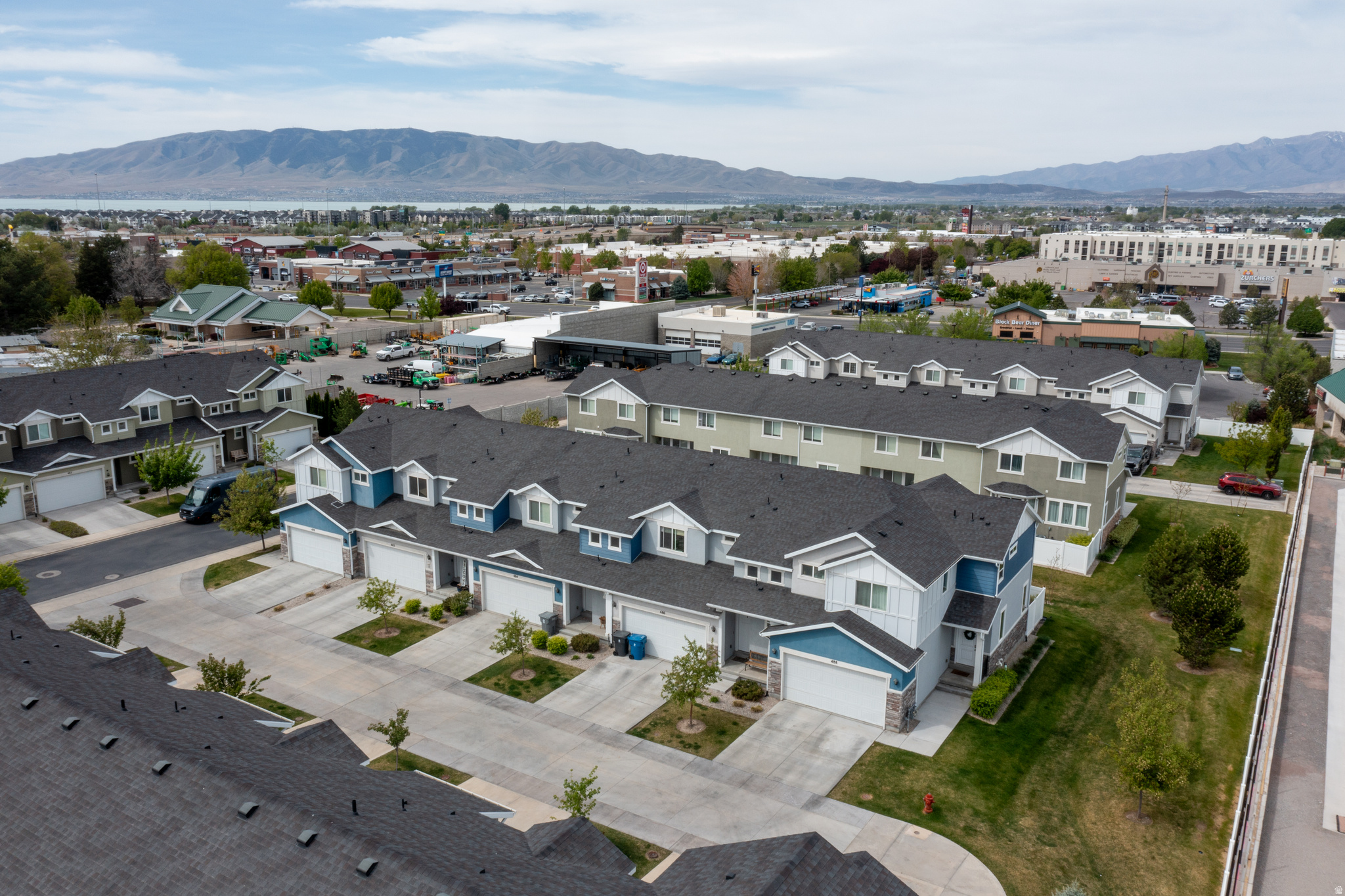 GREEN SPRING TOWNS - Residential