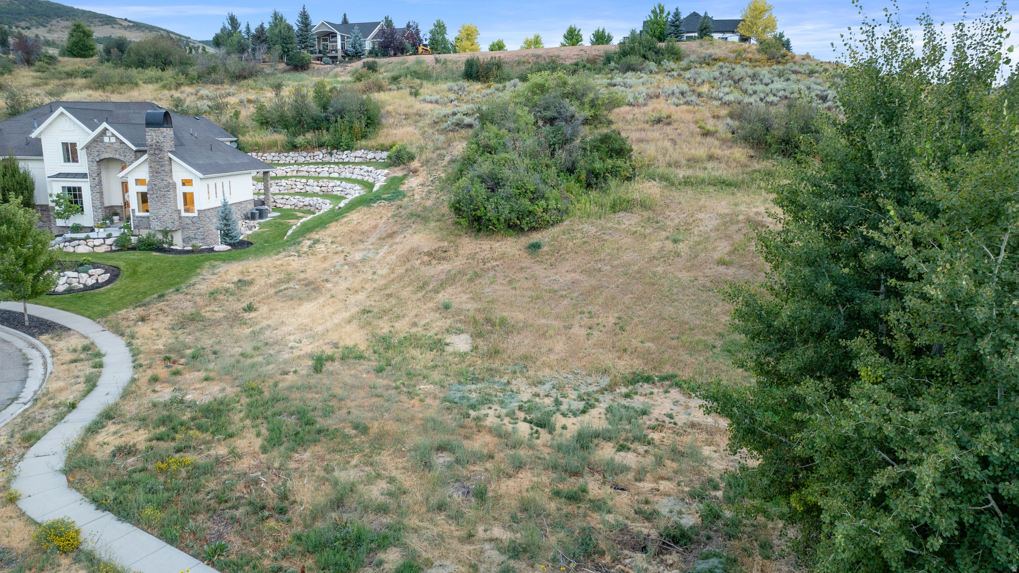 COTTONWOOD HILLS - Land