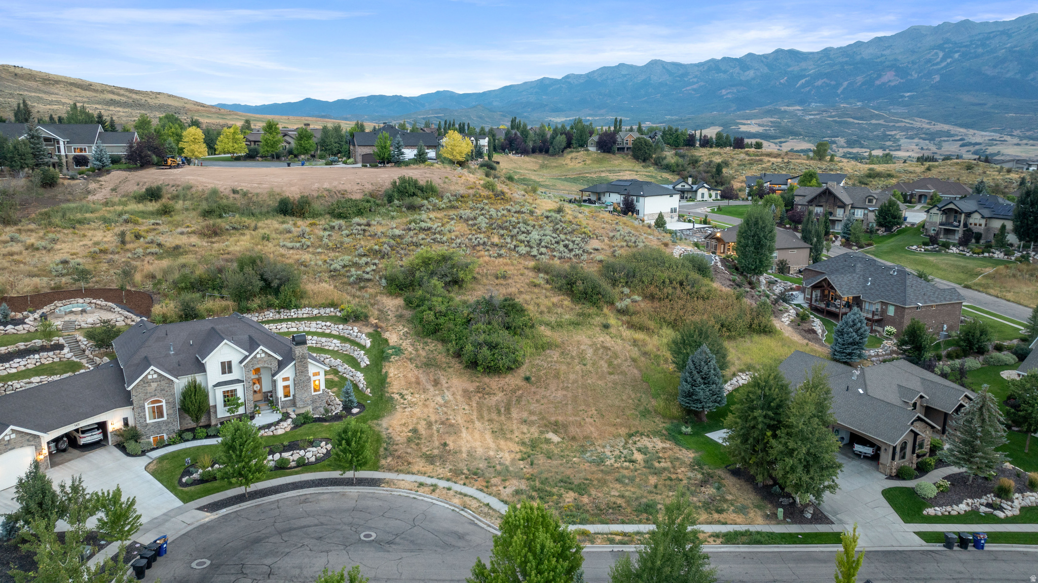 COTTONWOOD HILLS - Land