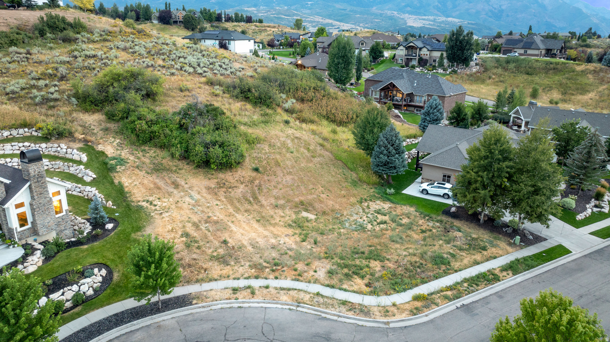 COTTONWOOD HILLS - Land