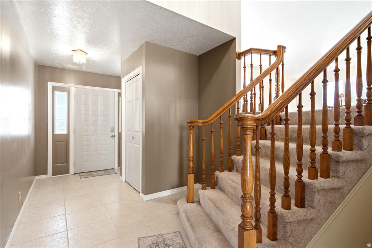 RIDGEVIEW - Residential
