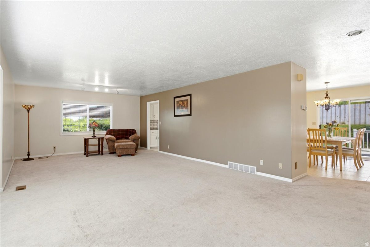 RIDGEVIEW - Residential
