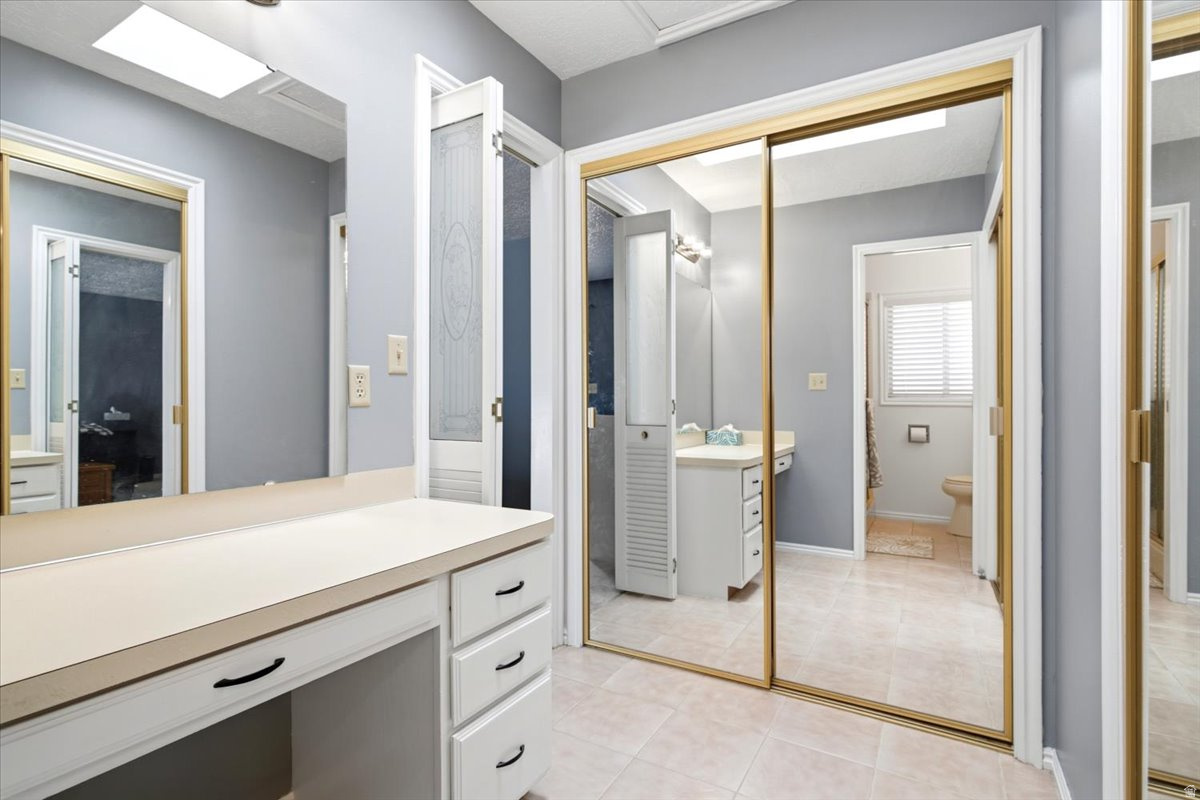 RIDGEVIEW - Residential