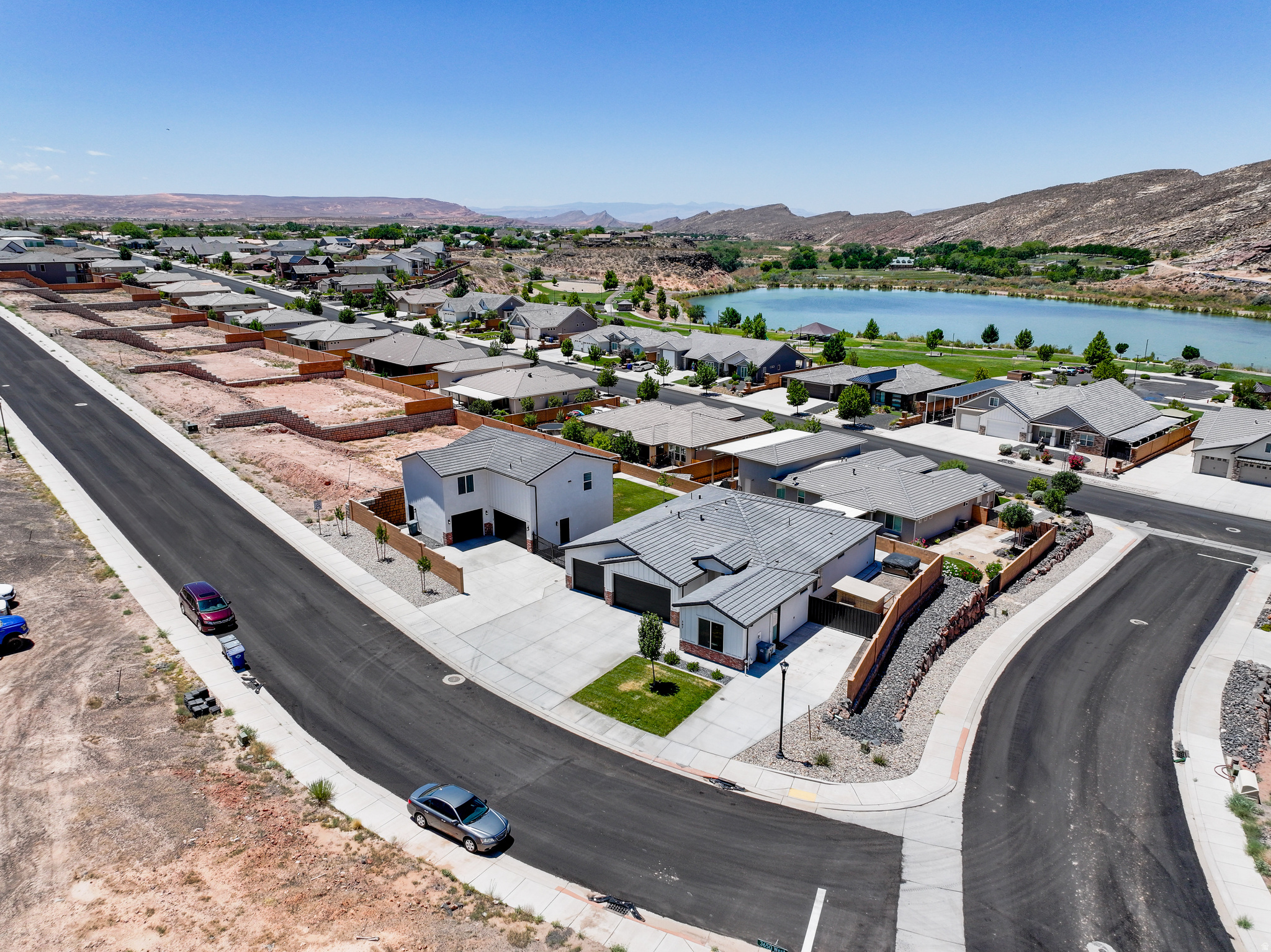 PARK SIDE AT GRANDPAS POND PH 3 - Residential