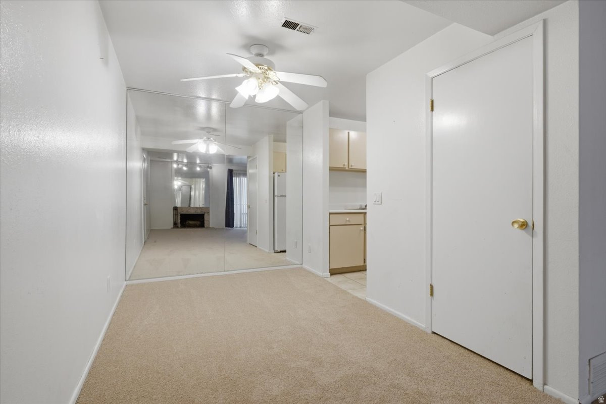 CREEKSIDE EAST CONDM - Residential