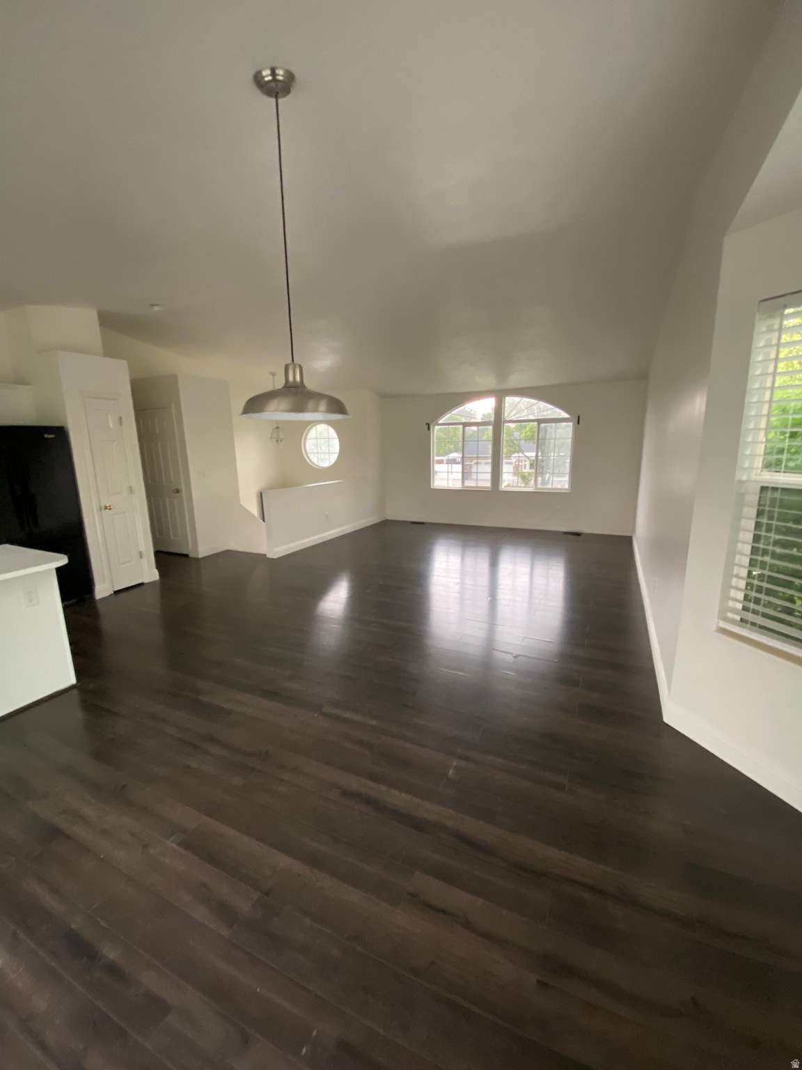 GOLDEN MEADOWS - Residential