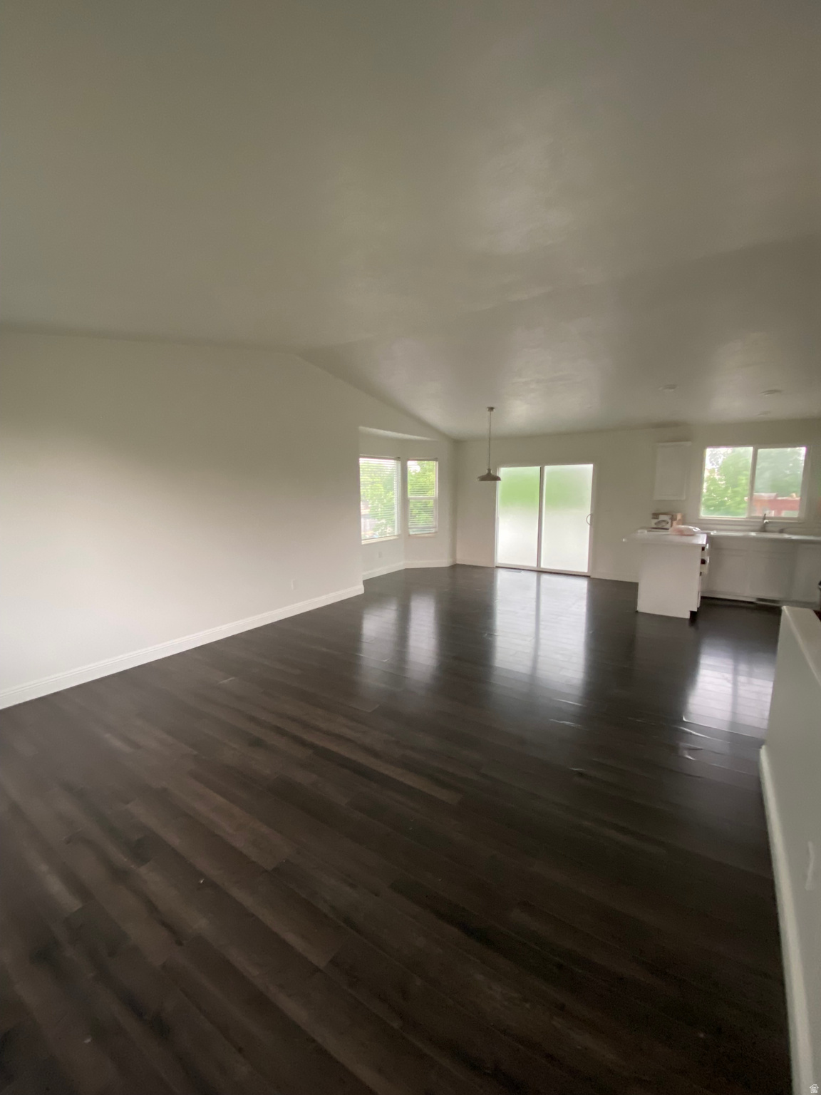 GOLDEN MEADOWS - Residential