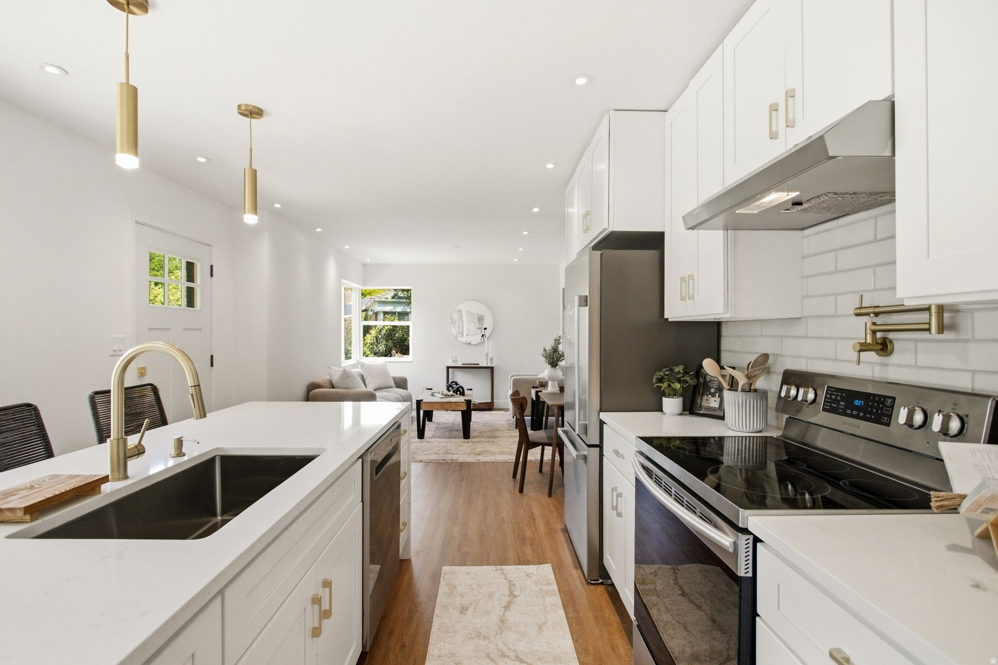 LORRAINE SUB - Residential