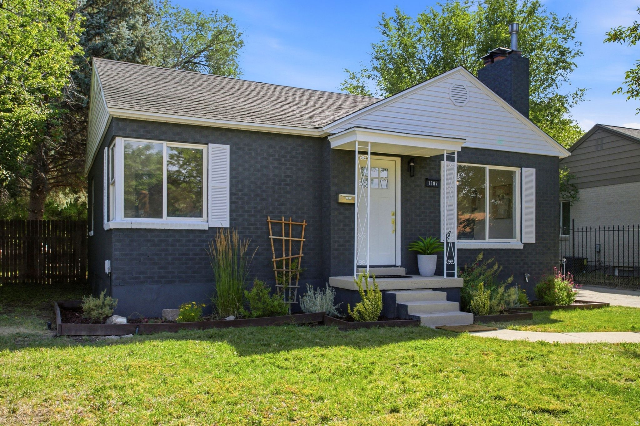 LORRAINE SUB - Residential