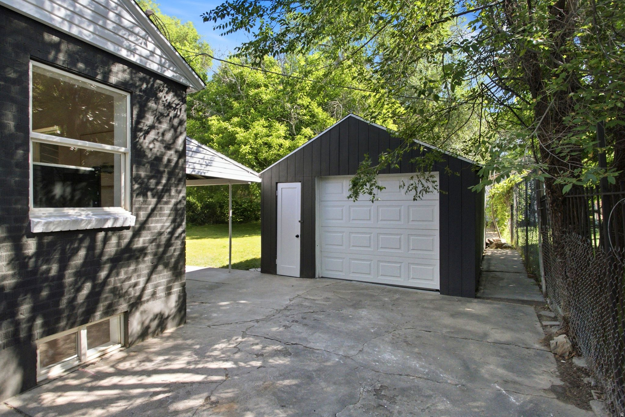 LORRAINE SUB - Residential