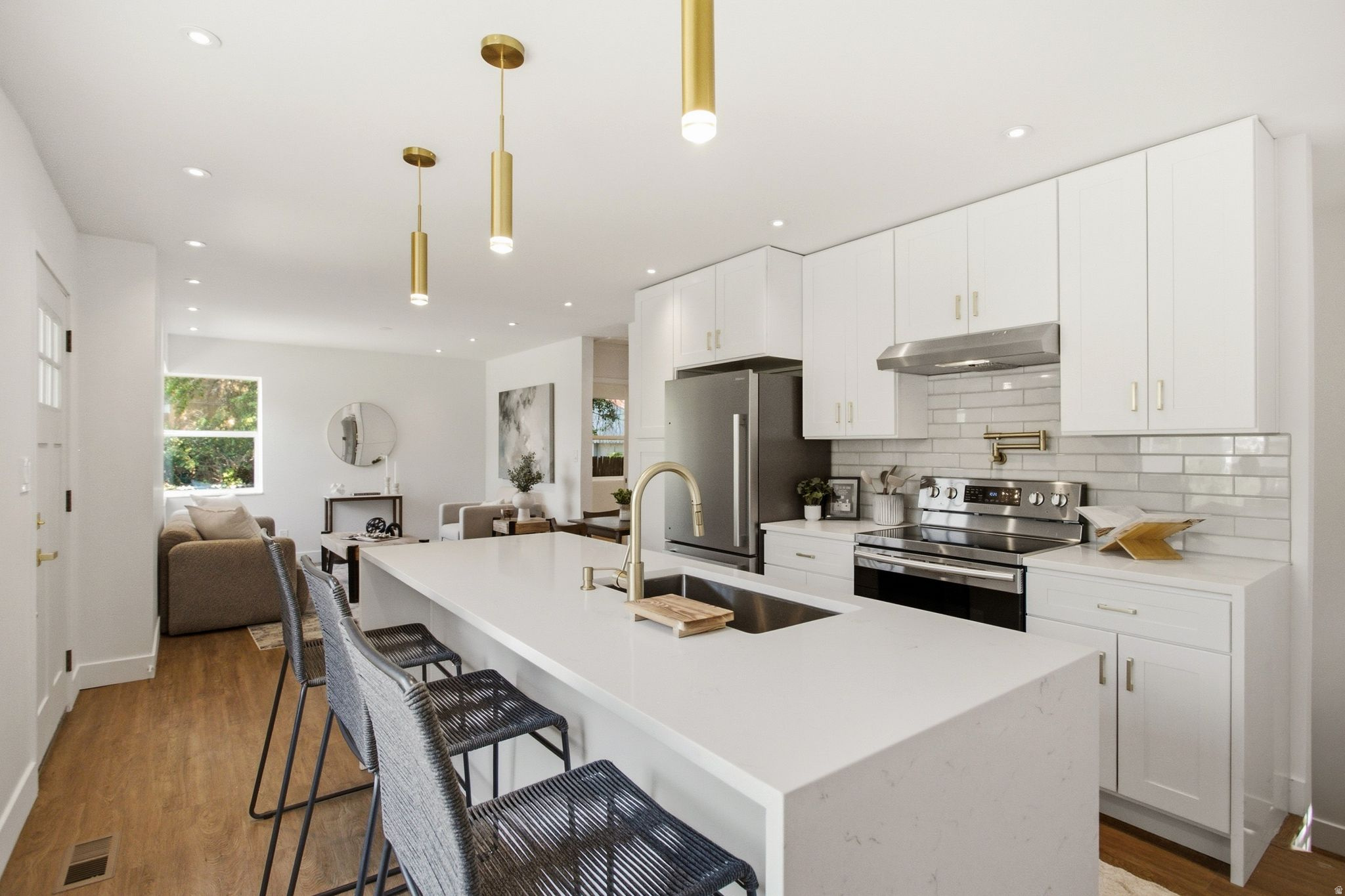 LORRAINE SUB - Residential