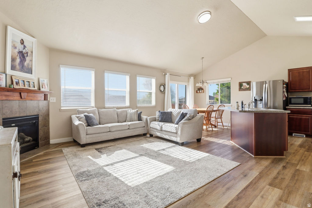 THE VILLAGE OF HAWKS RANCH - Residential