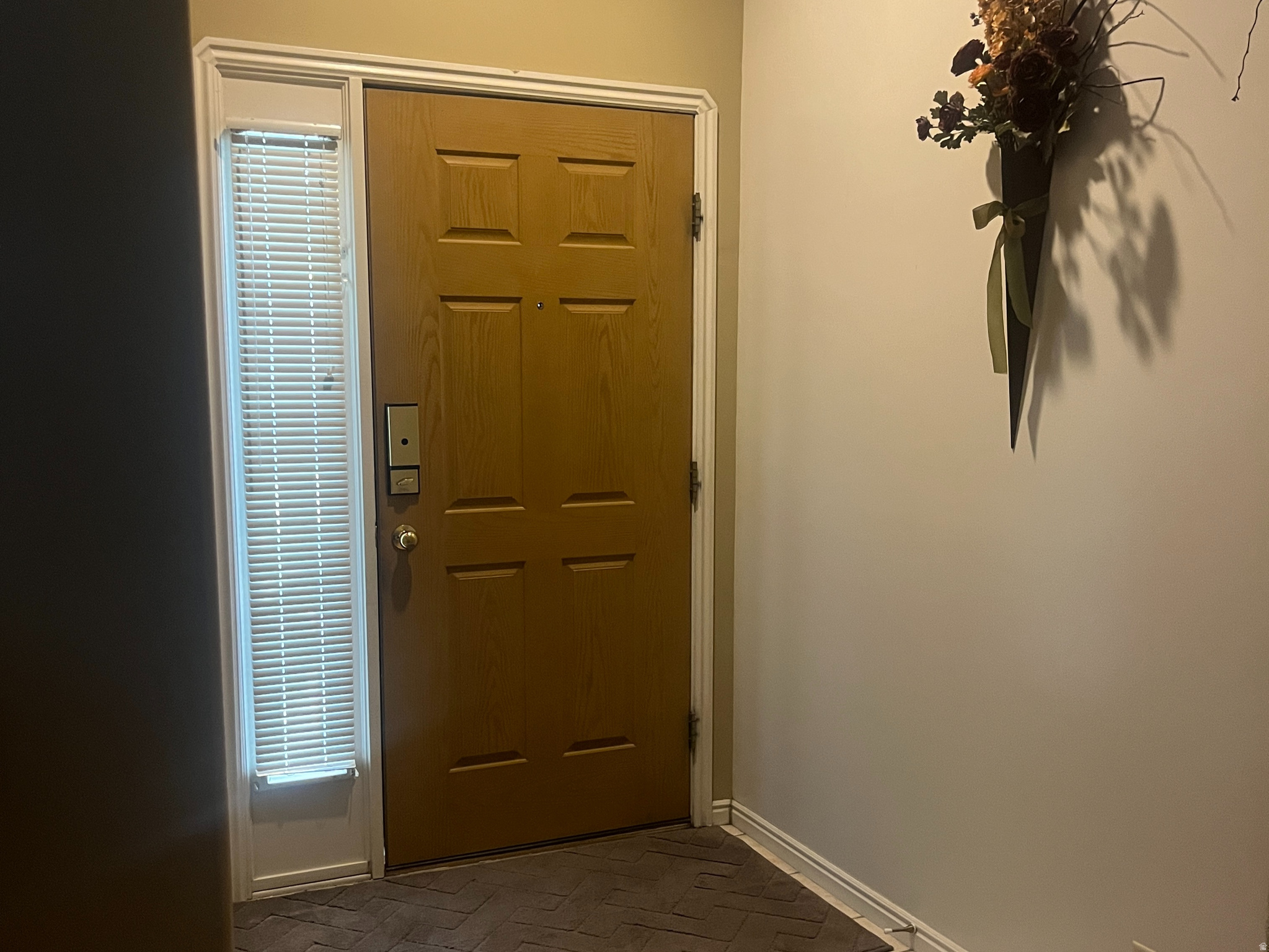 HOME TOWNE - Residential