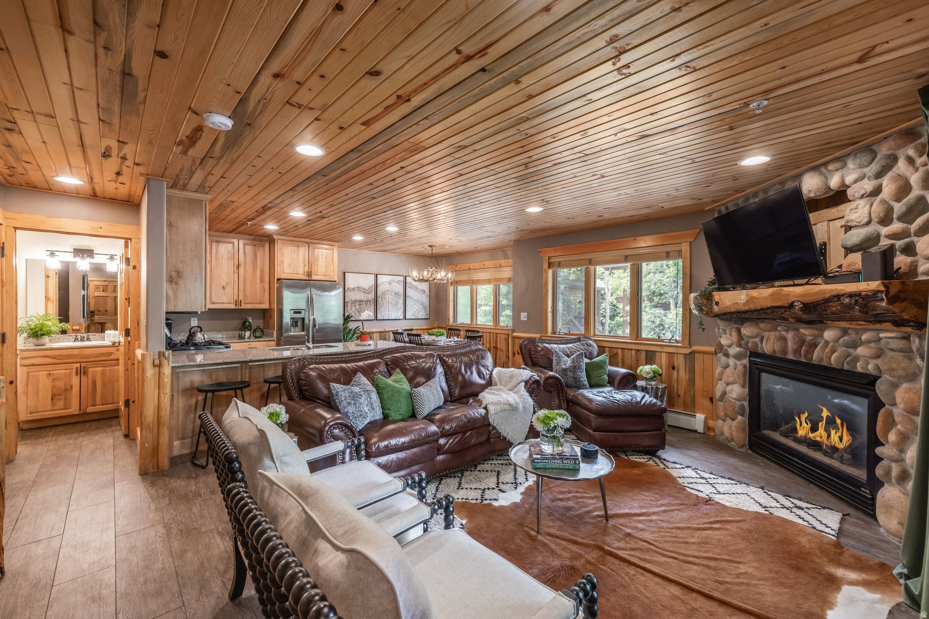 TIMBER WOLF LODGE CO - Residential
