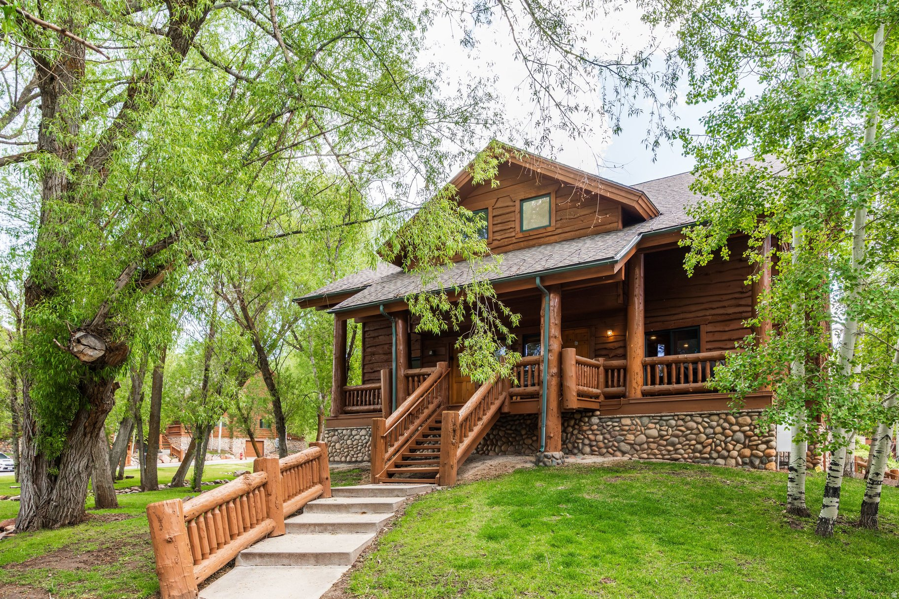 TIMBER WOLF LODGE CO - Residential