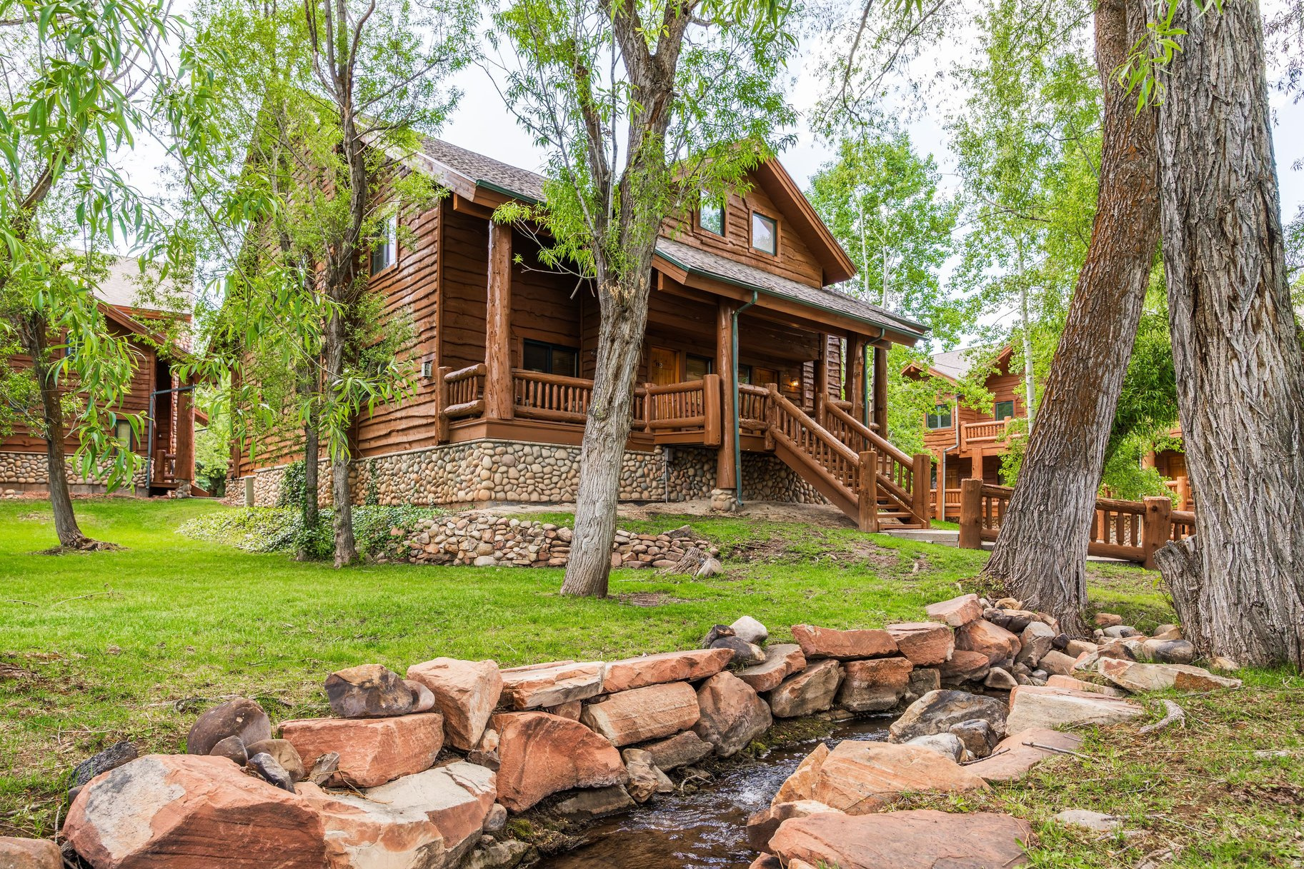 TIMBER WOLF LODGE CO - Residential