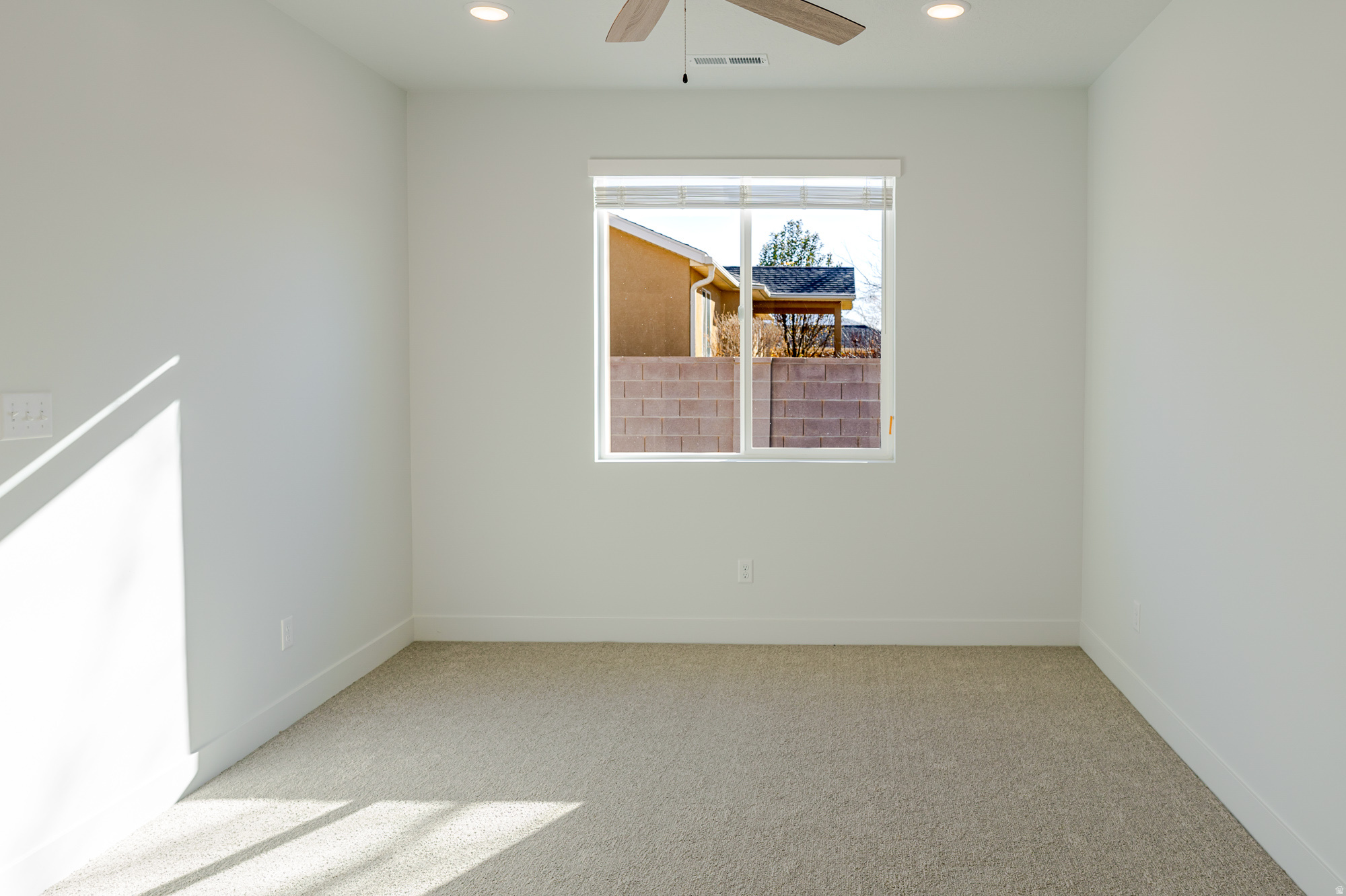 EKKO VIEW ESTATES - Residential