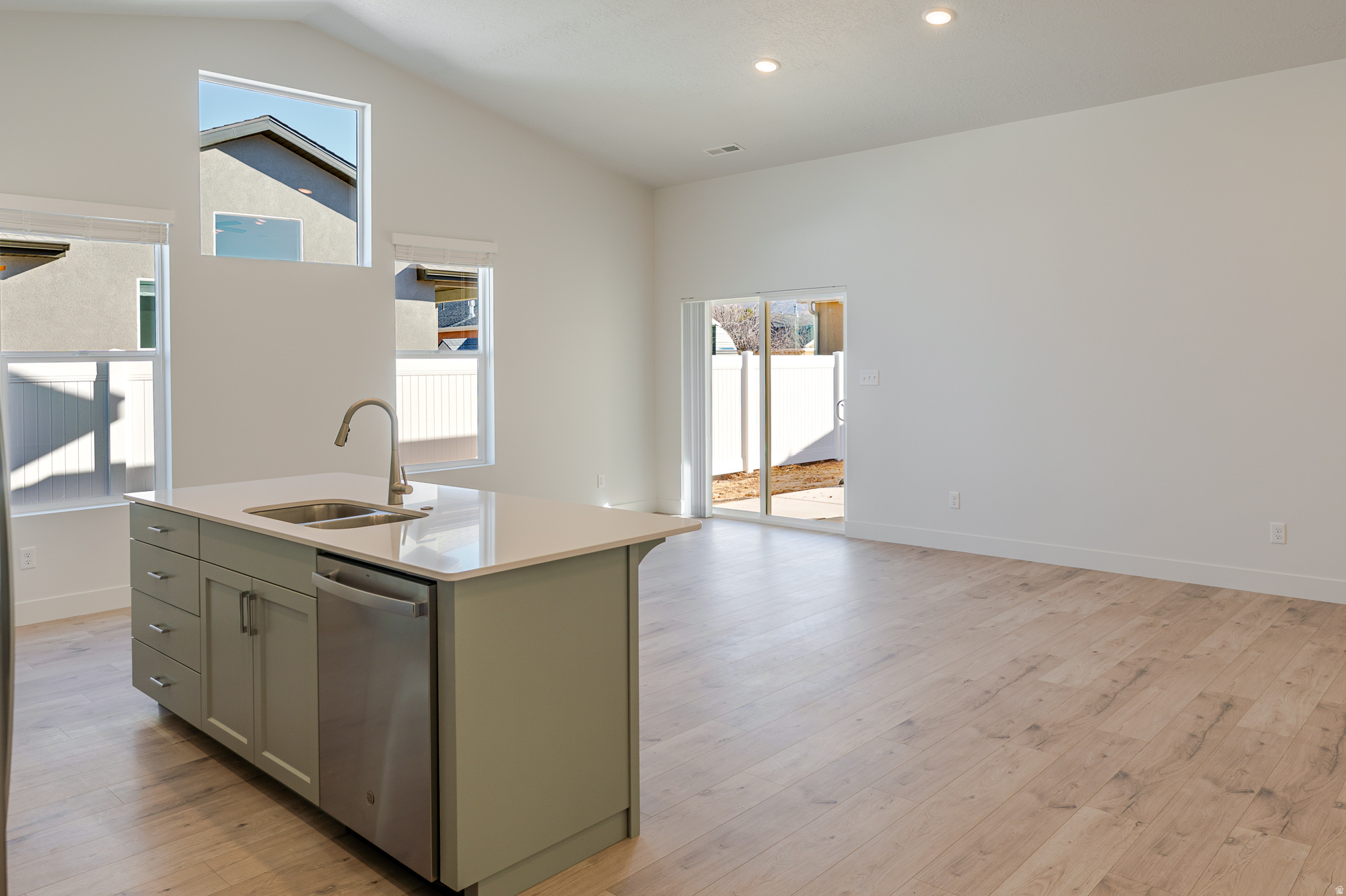 EKKO VIEW ESTATES - Residential
