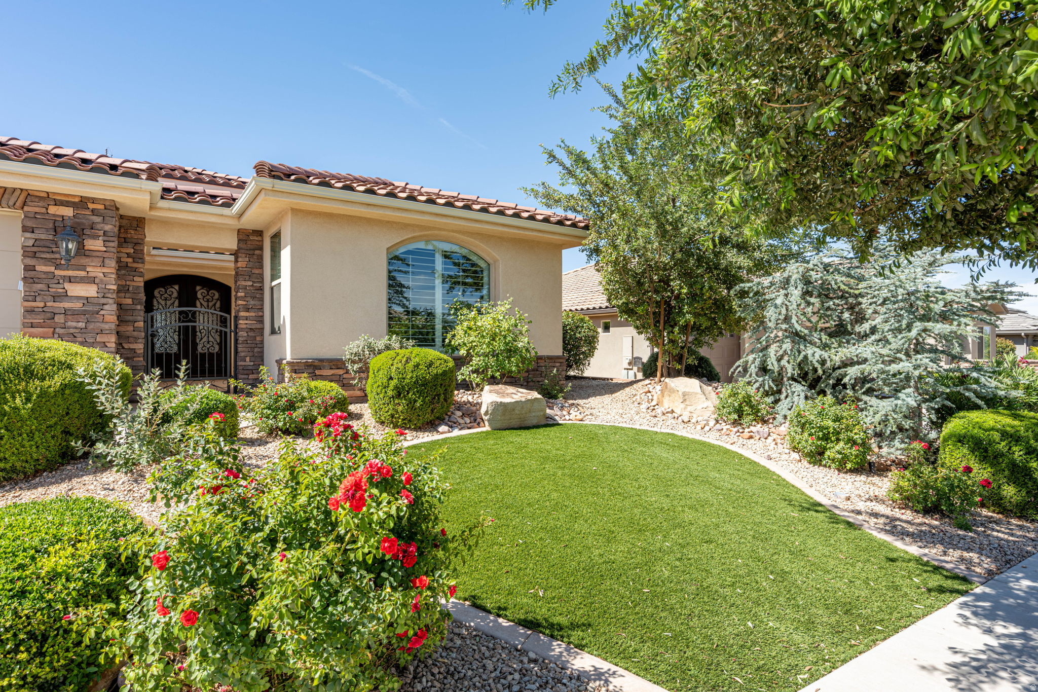 ROADRUNNER RIDGE PH 1 - Residential