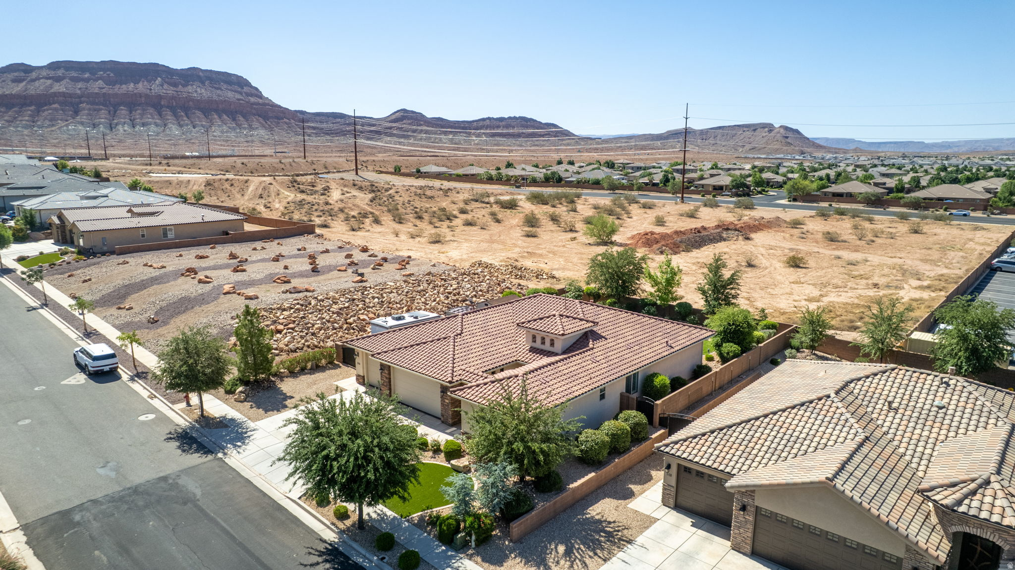 ROADRUNNER RIDGE PH 1 - Residential