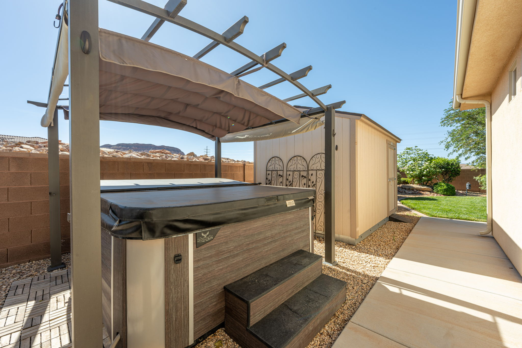 ROADRUNNER RIDGE PH 1 - Residential