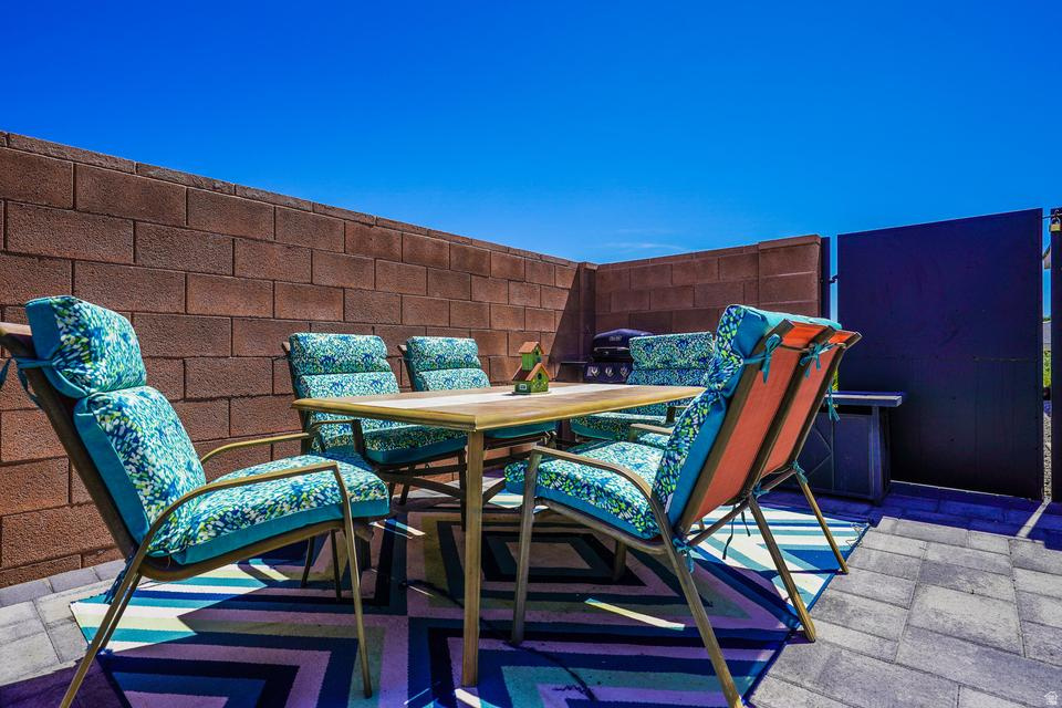 ARANCIO POINT AT DIVARIO PH 1 - Residential