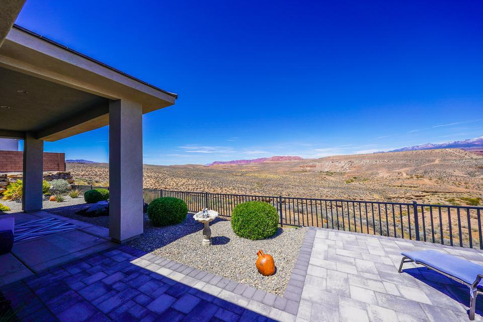 ARANCIO POINT AT DIVARIO PH 1 - Residential